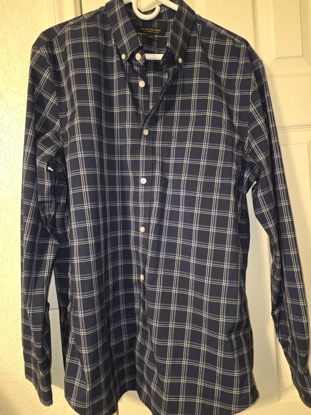 Banana Republic Men's Navy and White Plaid Button-Down Shirt